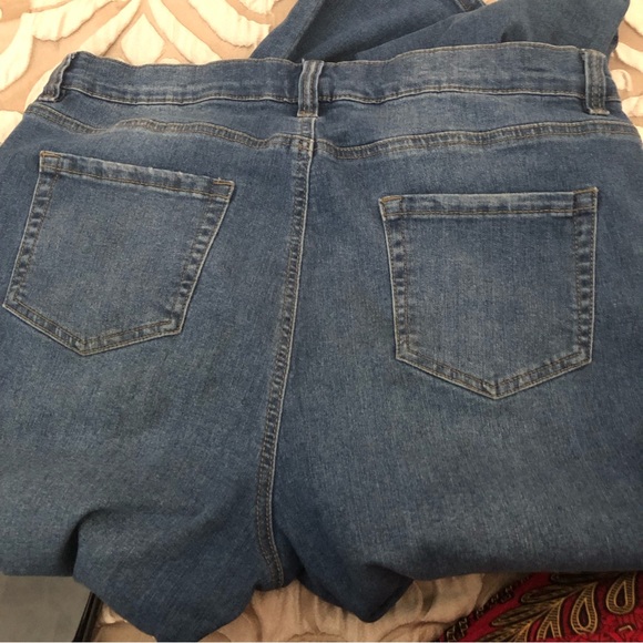 Ashley Stewart Legendary Bootcut Jeans in size 18 - Picture 4 of 7